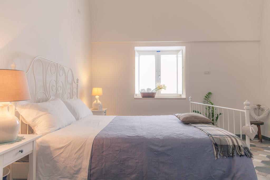 Marinella Suite Home Locorotondo Δωμάτιο φωτογραφία