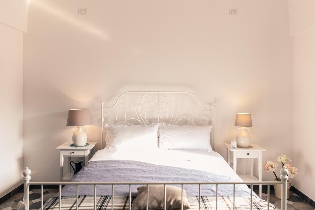 Marinella Suite Home Locorotondo Δωμάτιο φωτογραφία